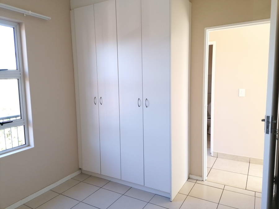 To Let 2 Bedroom Property for Rent in Buh Rein Estate Western Cape